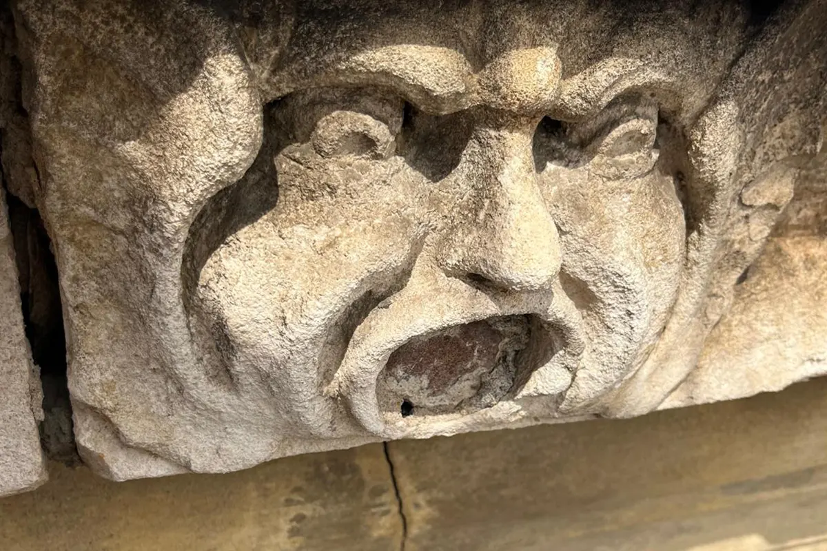 Particolare cornici tetto